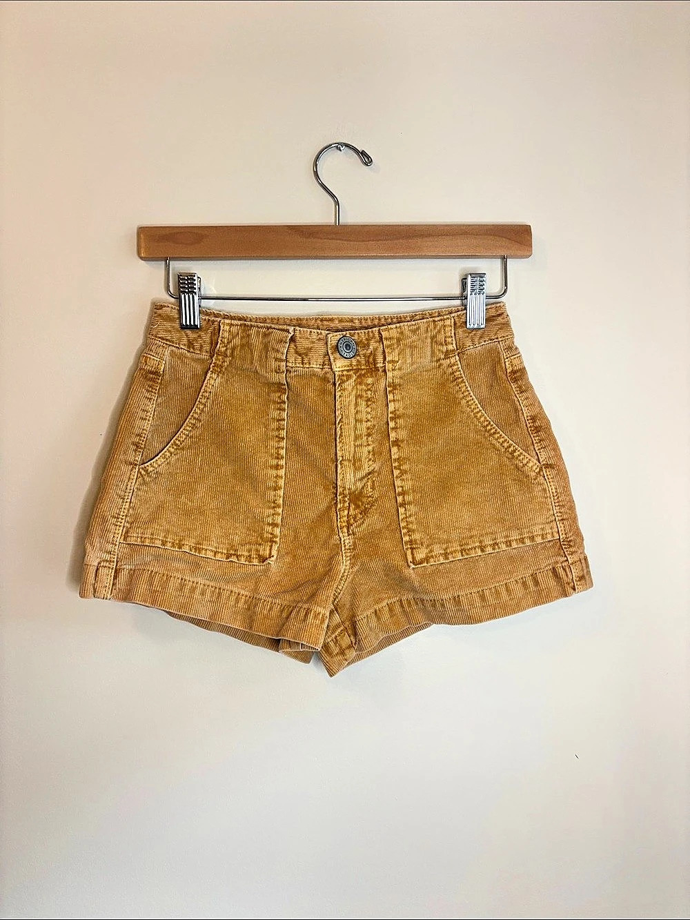 American Eagle Super Stretch Corduroy Shorts High Waist Brown